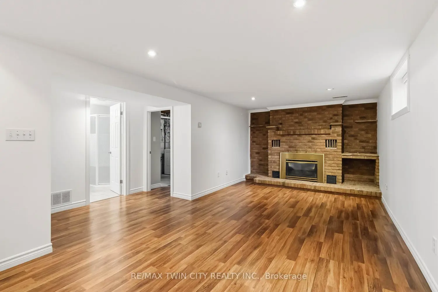 Additional image 17 of 51 Metcalfe Crescent C