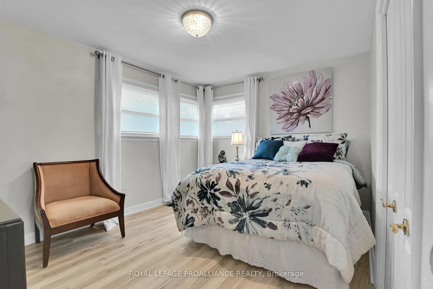 Additional image 9 of 419 St Lawrence Street