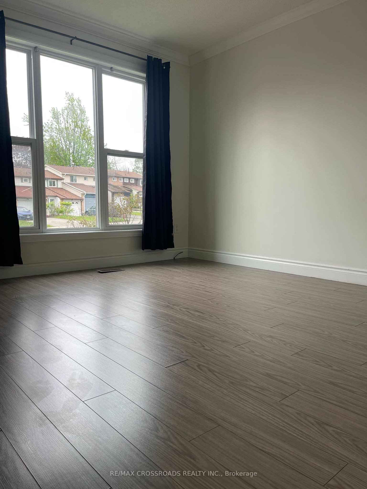 Additional image 2 of 59 Chaucer Crescent, Barrie, ON, L4N 4T8