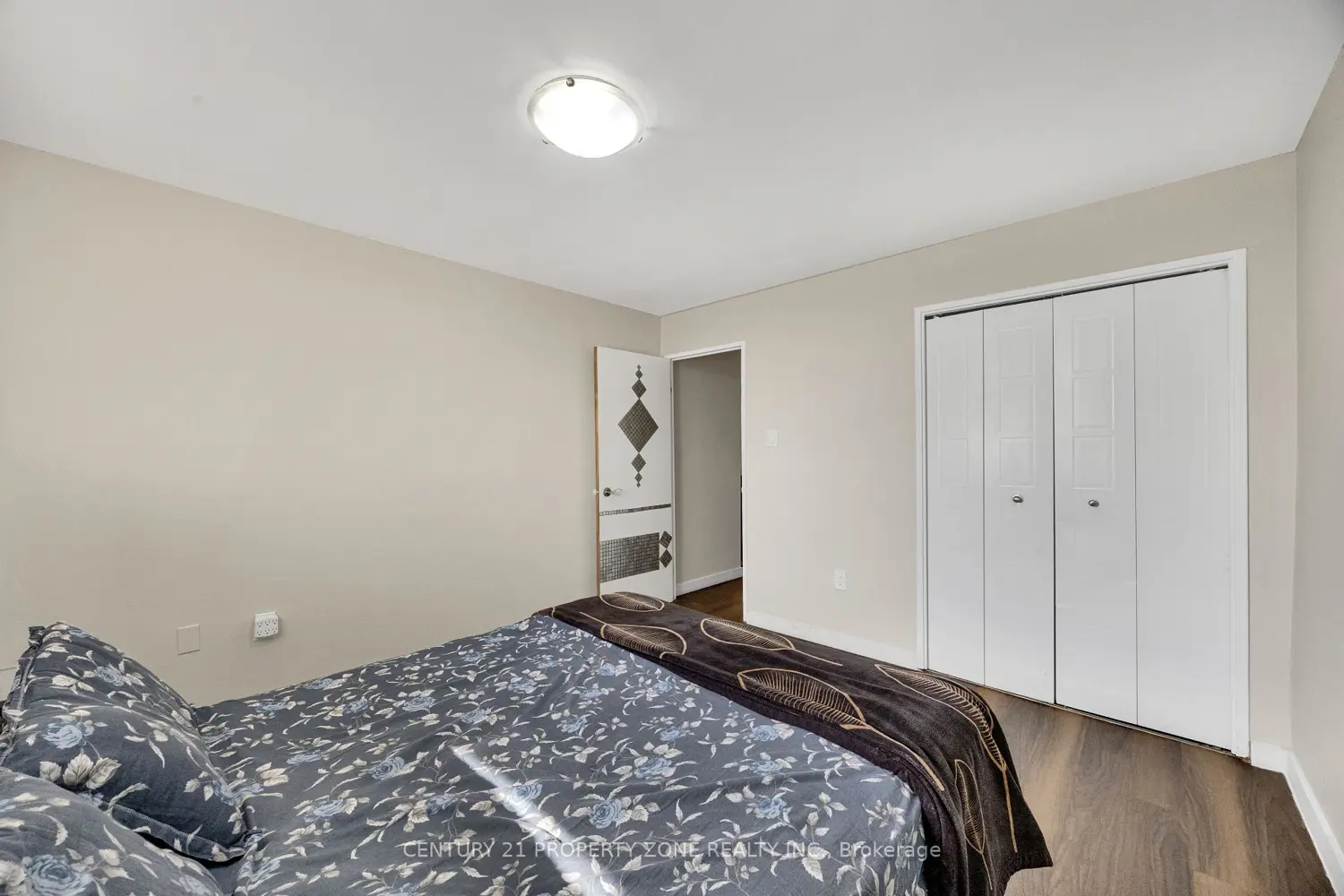 Additional image 17 of 573 Mornington Avenue 907