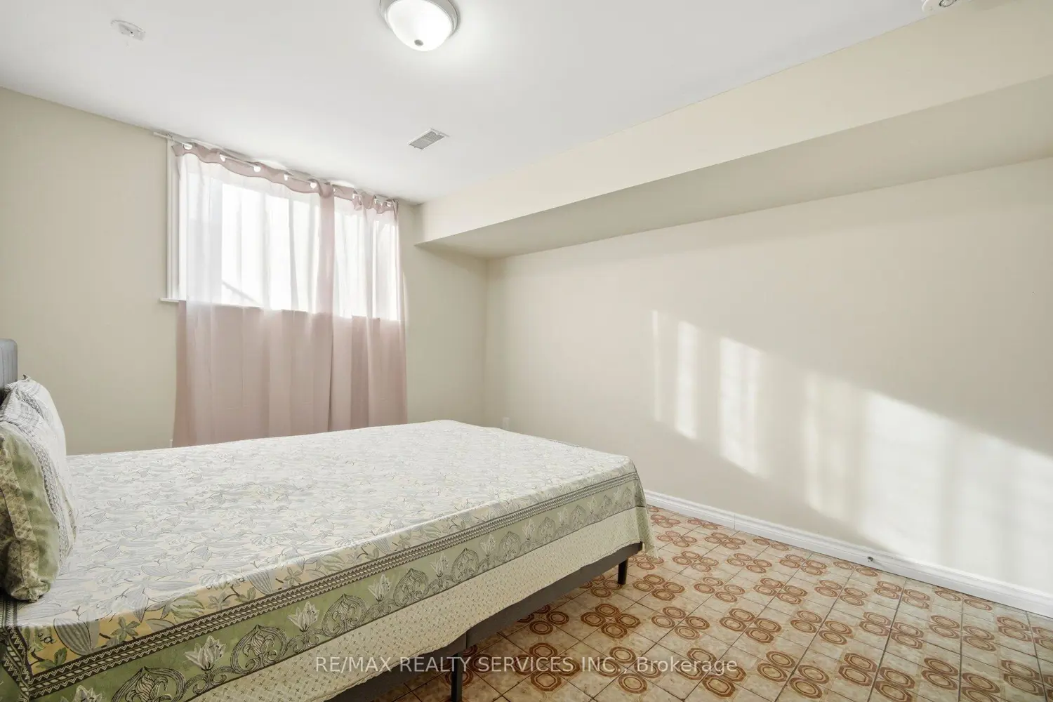 Additional image 16 of 57 Jellicoe Crescent