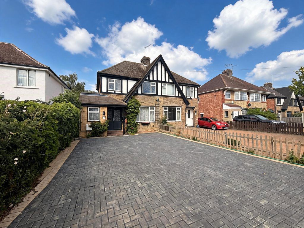 3 bed semi-detached house to rentNewark Avenue, Peterborough PE1