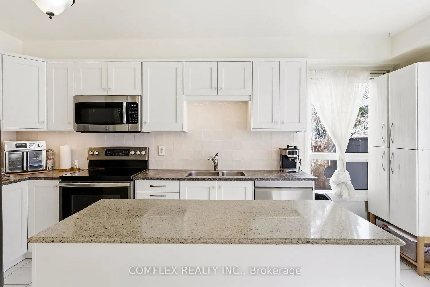 Additional image 6 of 1045 Beaver Valley Crescent