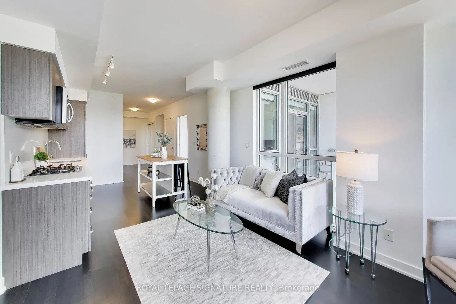 Additional image 2 of 501 St Clair Avenue 501
