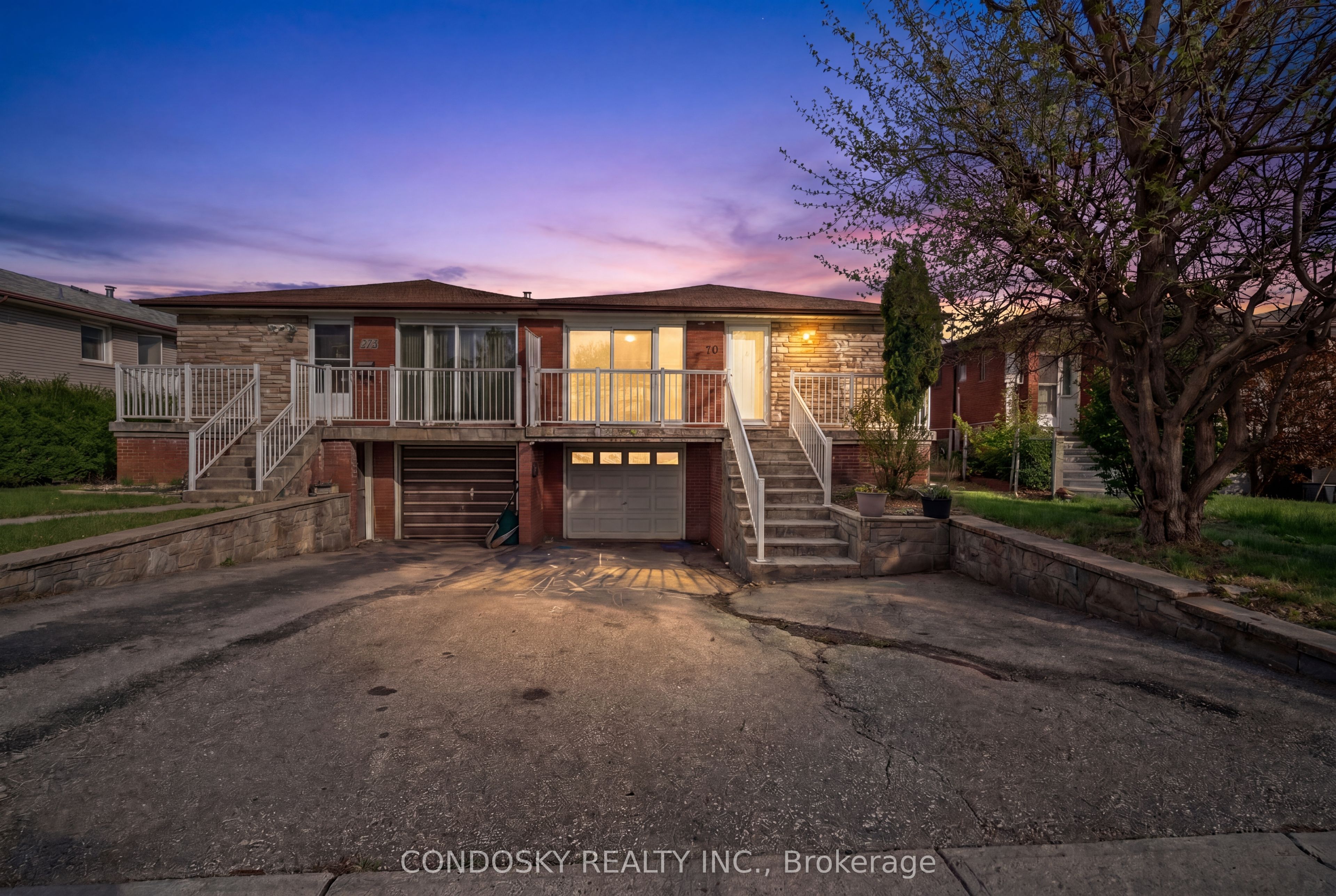 768 Annamore Road, Mississauga, ON, L4Y 2V7