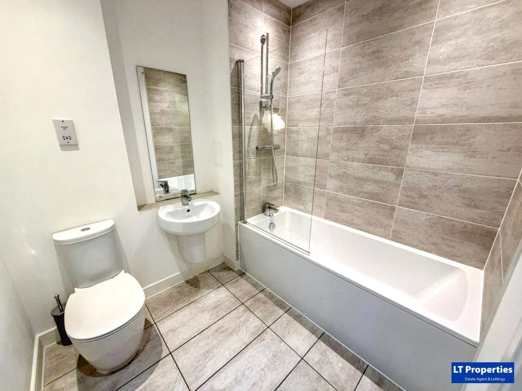 Additional image 7 of 1 bed flat to rentArmstrong Road, Luton LU2