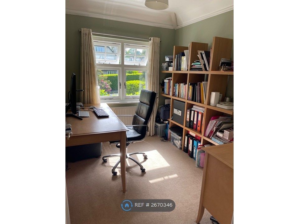Additional image 18 of 5 bed detached house to rentLucastes Avenue, Haywards Heath RH16