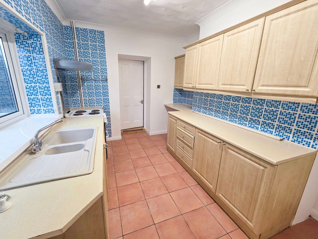 Additional image 4 of 3 bed terraced house to rentBroomfield Street, Caerphilly CF83