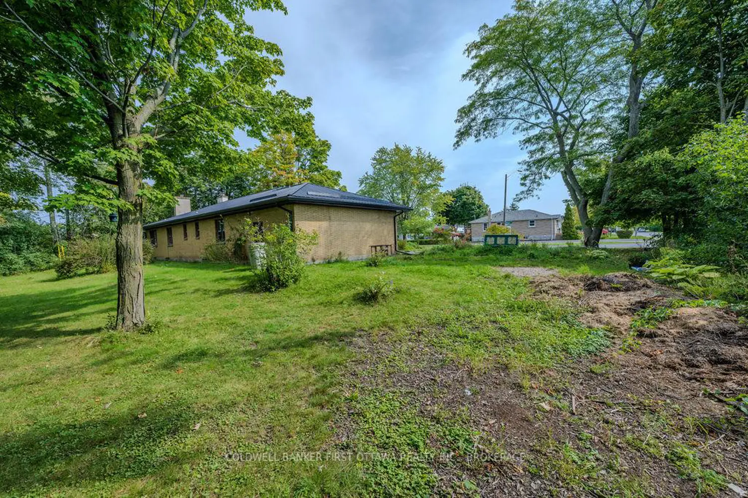 Additional image 11 of 10 Brant Avenue