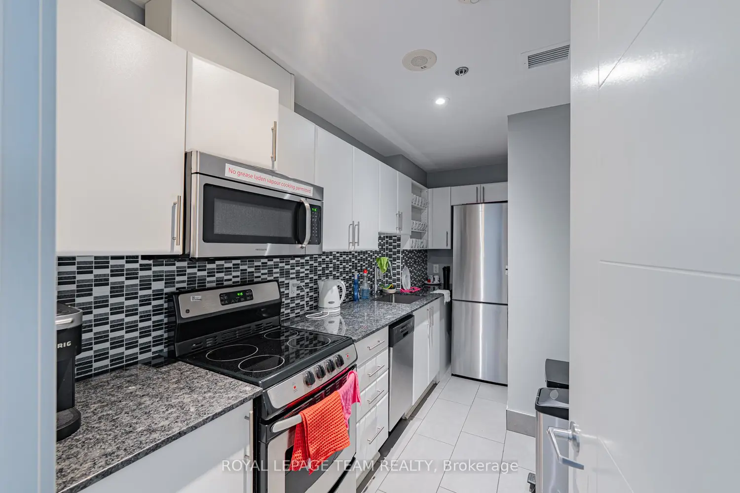 Additional image 14 of 40 Nepean Street 1306