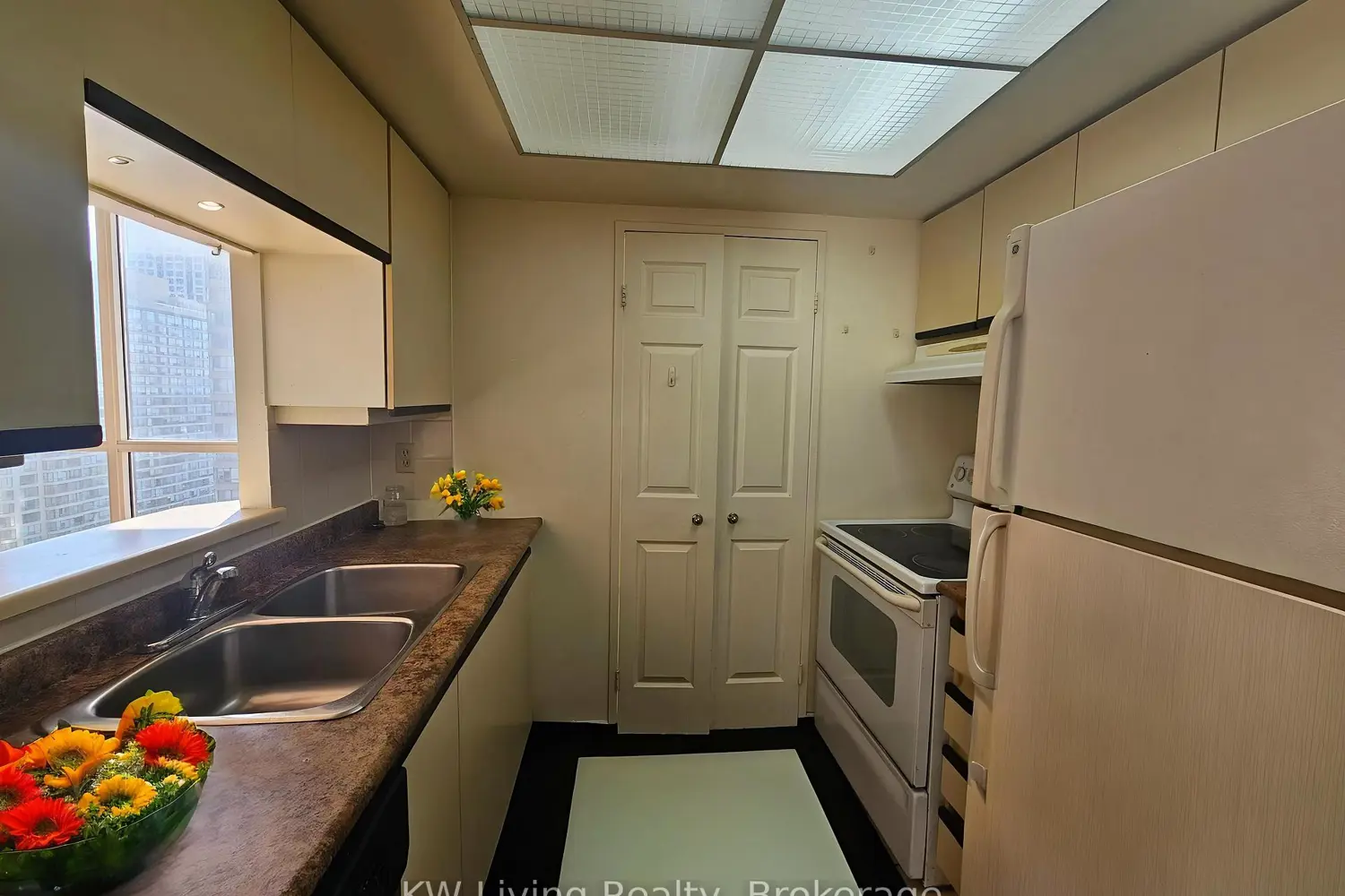 Additional image 3 of 285 Enfield Place 1503