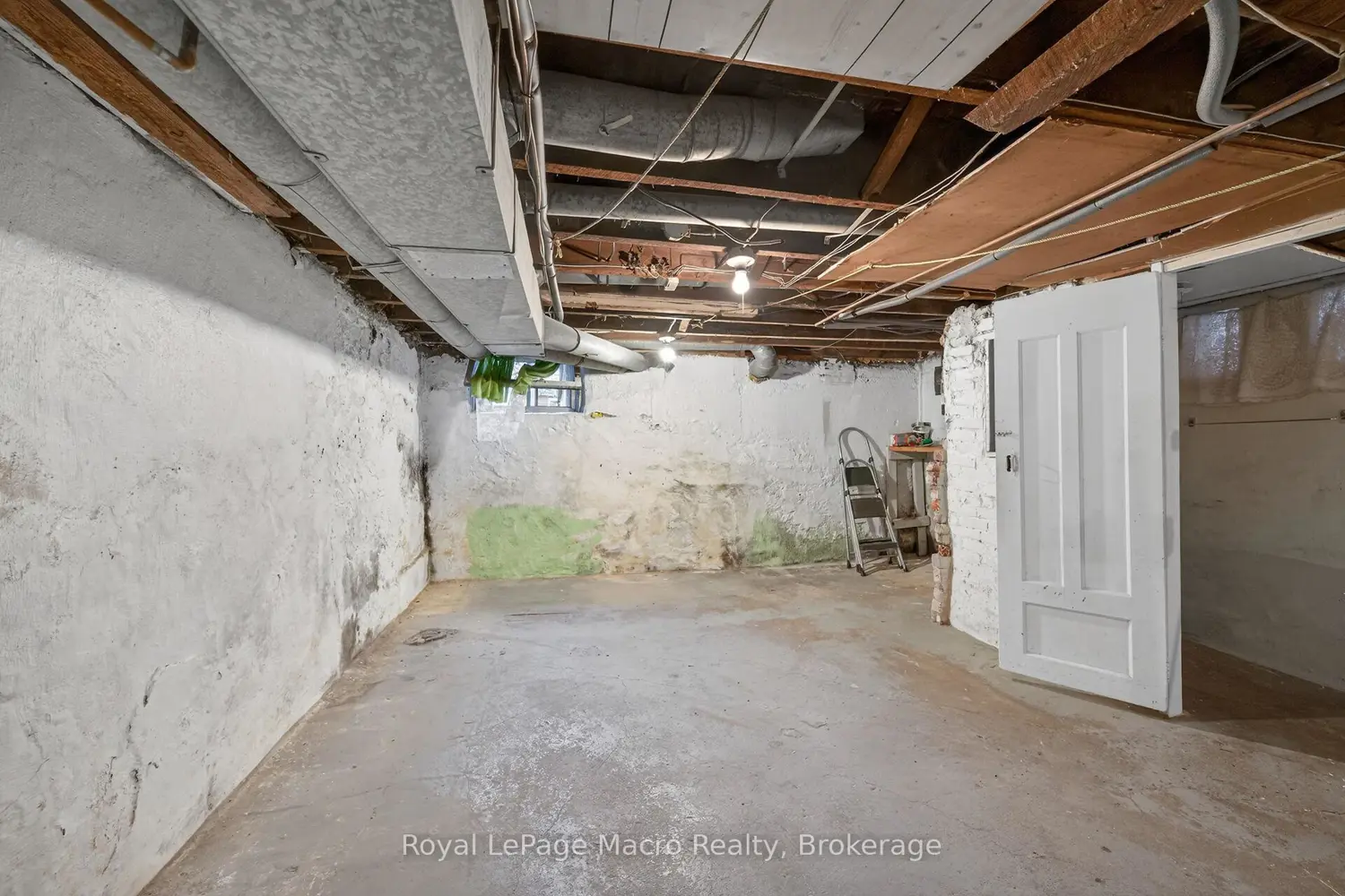 Additional image 17 of 35 Garfield Avenue