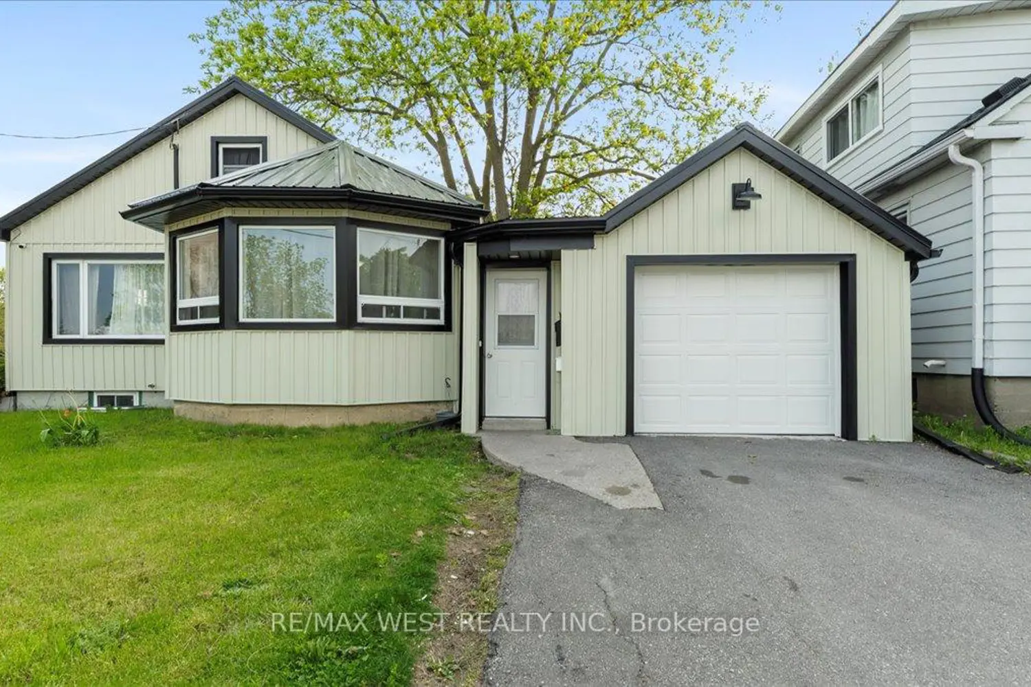 134 Dundas Street