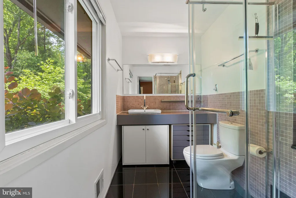 Additional image 58 of 8034 Park Overlook Drive, Bethesda, MD 20817