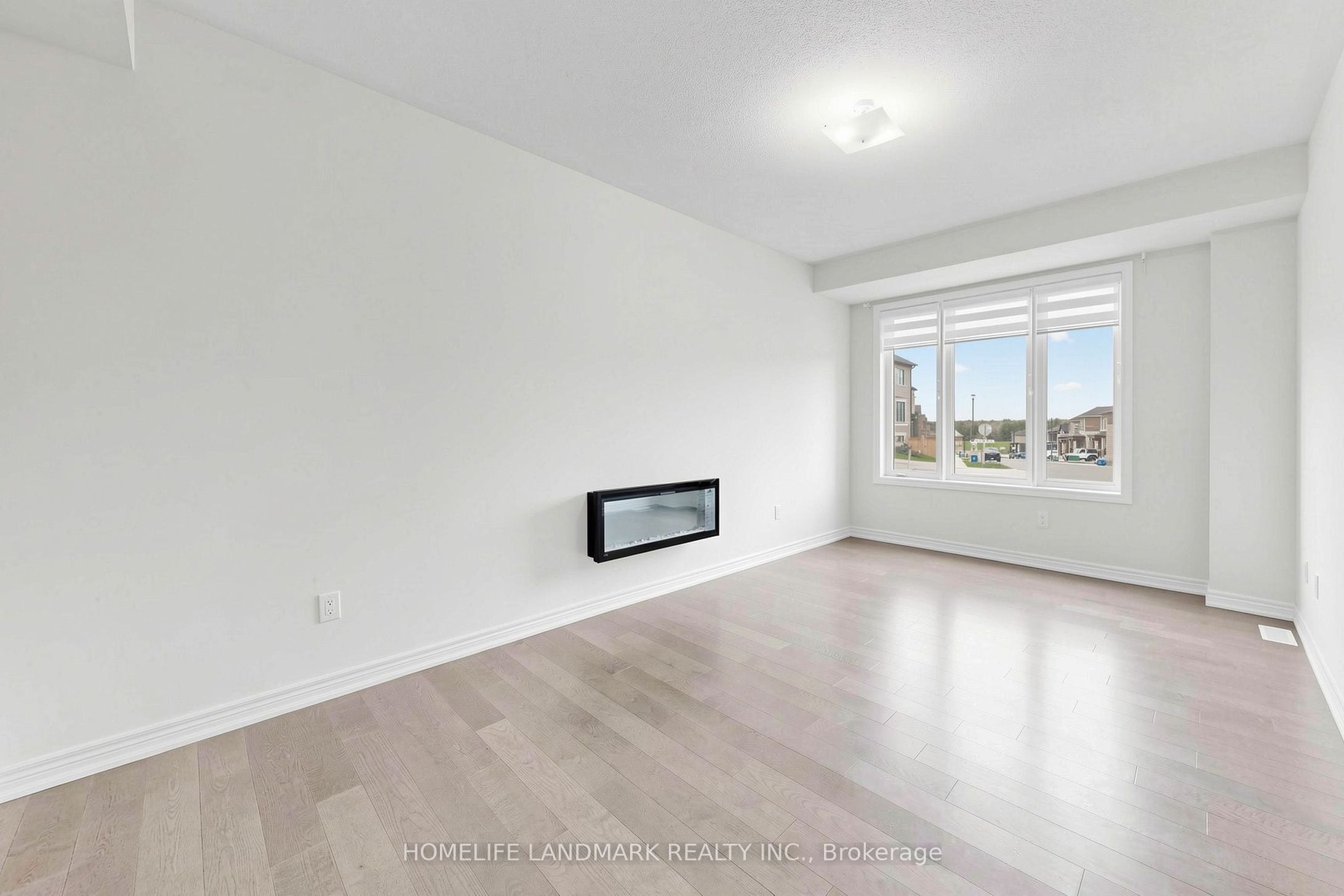 Additional image 4 of 2686 Delphinium Trail, Pickering, ON, L1X 0M1
