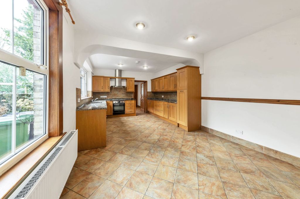 Additional image 10 of 6 bed semi-detached house to rentSt. Barnabas Road, Cambridge CB1