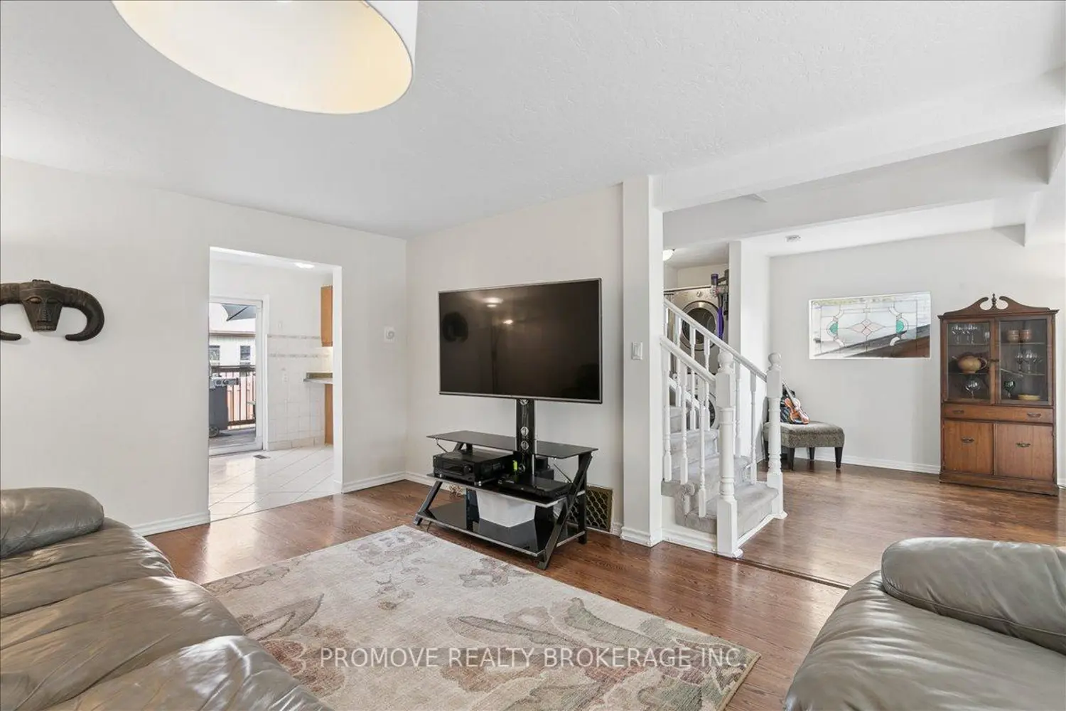 116 Emma Street photo 3