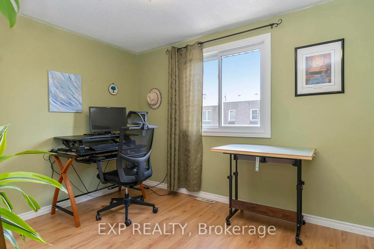 Additional image 7 of 116 Glenroy Crescent