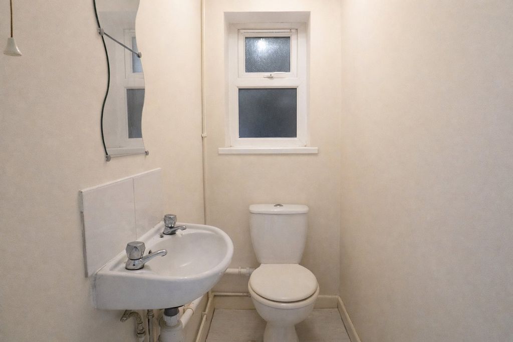 Additional image 7 of 3 bed terraced house to rentSwan Road, Baglan, Port Talbot SA12