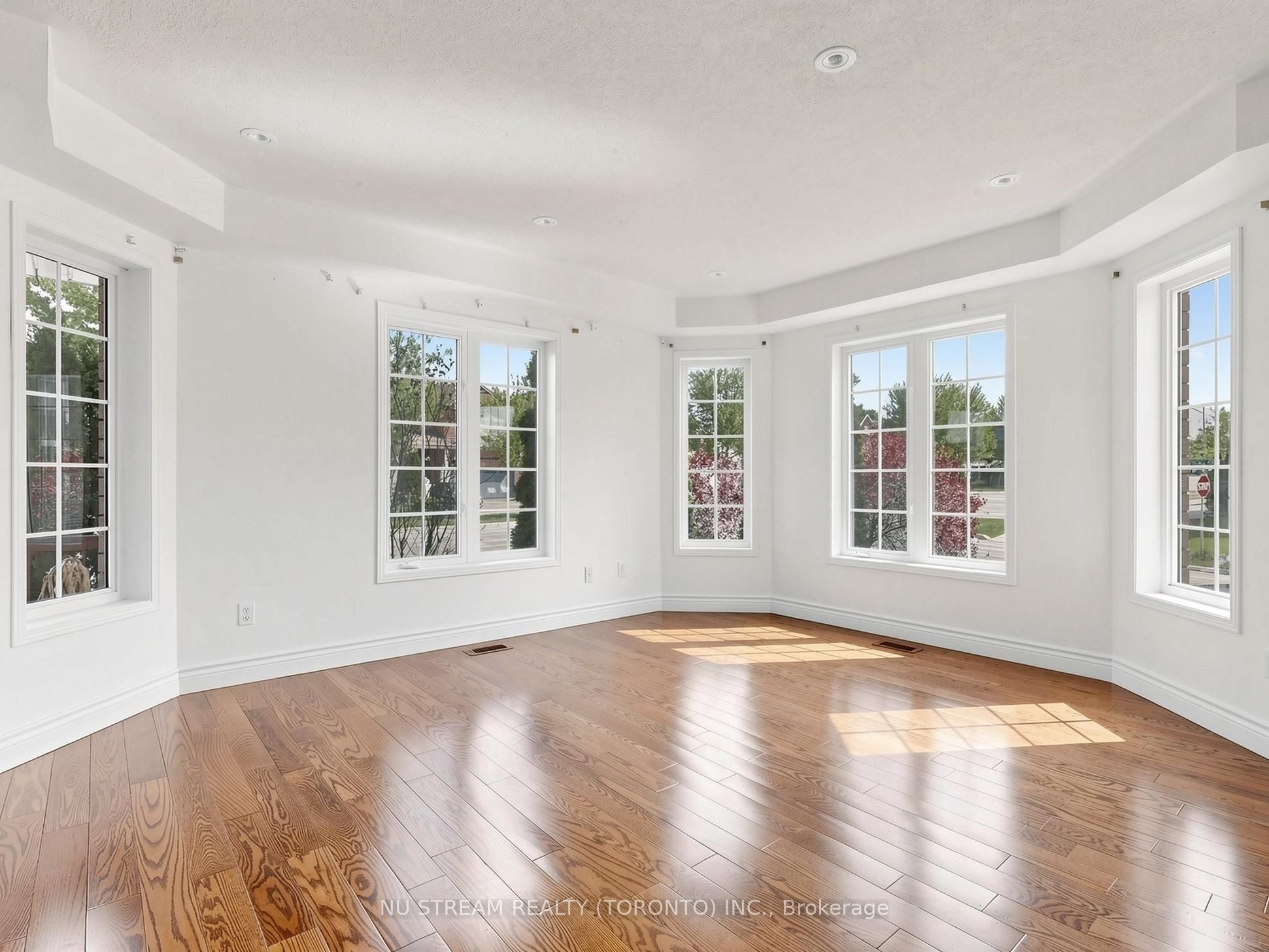 Additional image 5 of 2 Purcell Crescent, Vaughan, ON, L6A 3C4