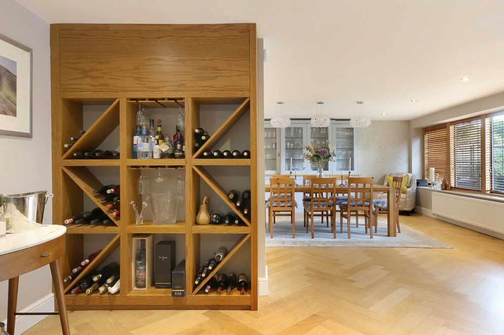 Additional image 8 of 5 bed detached house to rentLedborough Wood, Beaconsfield, Buckinghamshire HP9