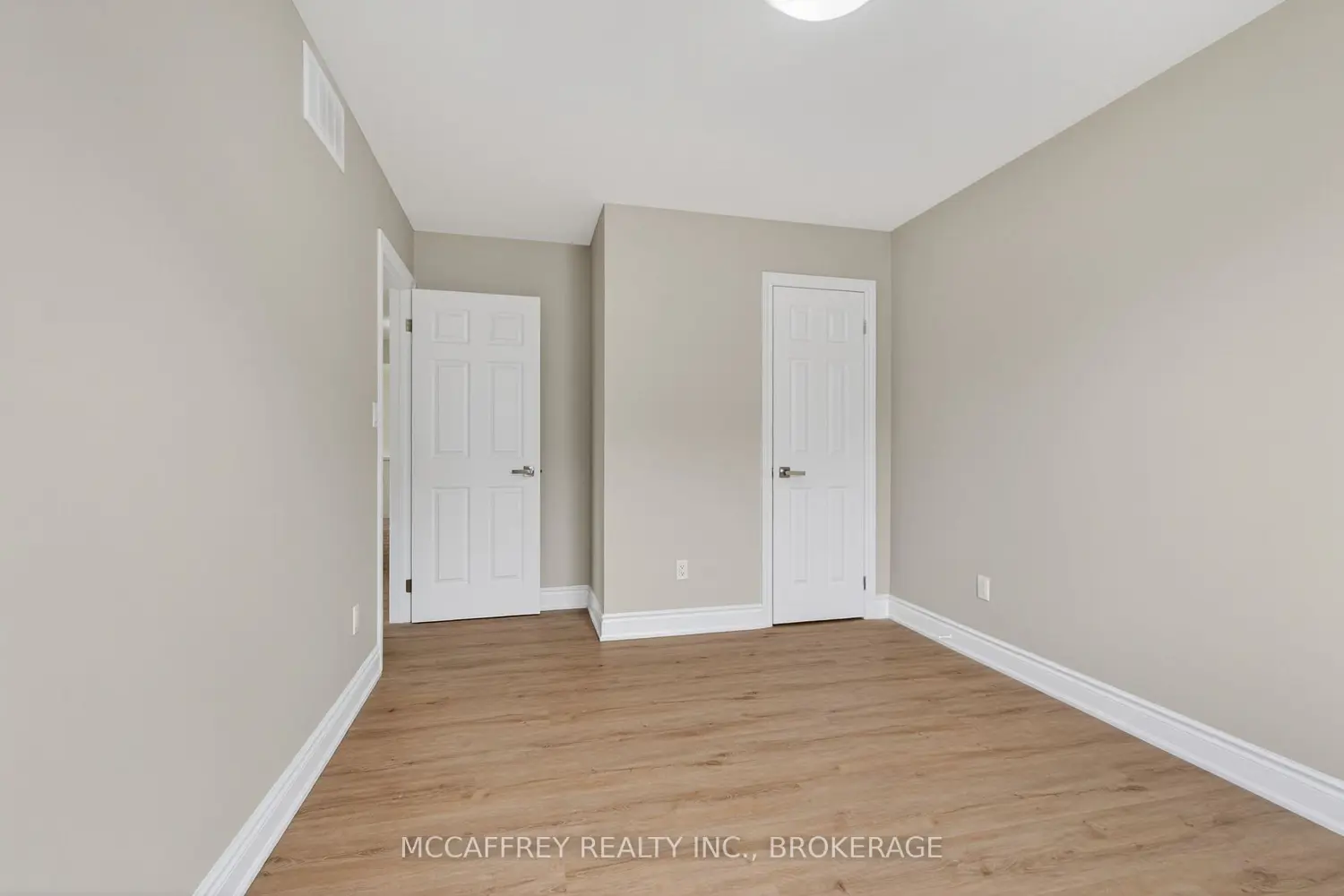 Additional image 12 of 25 Kanvers Way