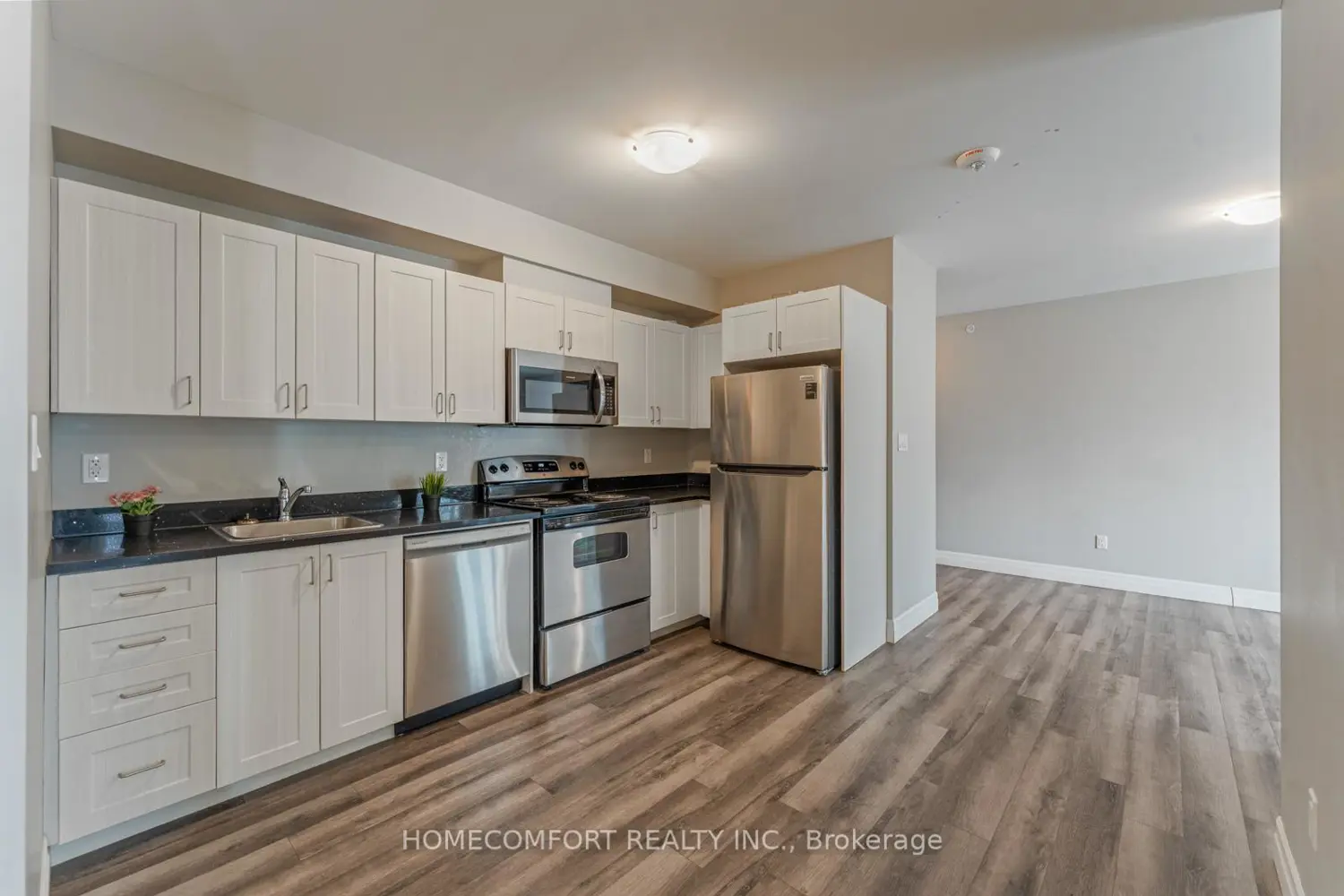 Additional image 10 of 501 Frontenac Street 418