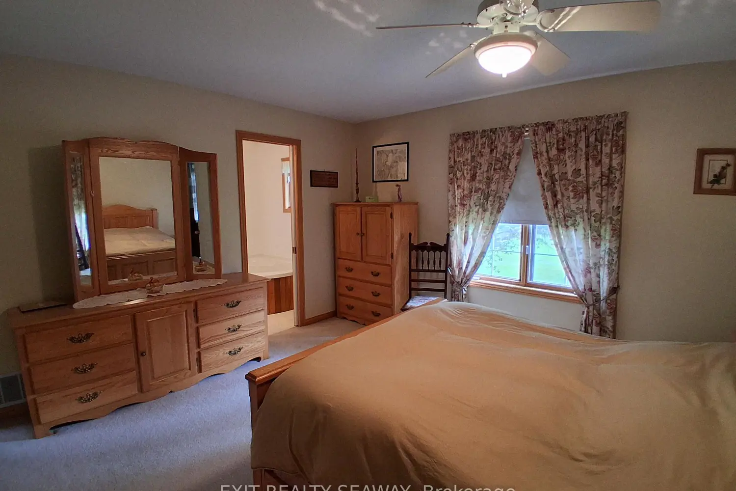 Additional image 10 of 4557 Carman Road
