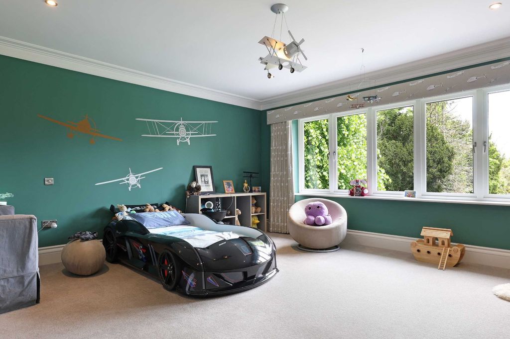 Additional image 24 of 6 bed detached house for salePenn Road, Beaconsfield, Buckinghamshire HP9
