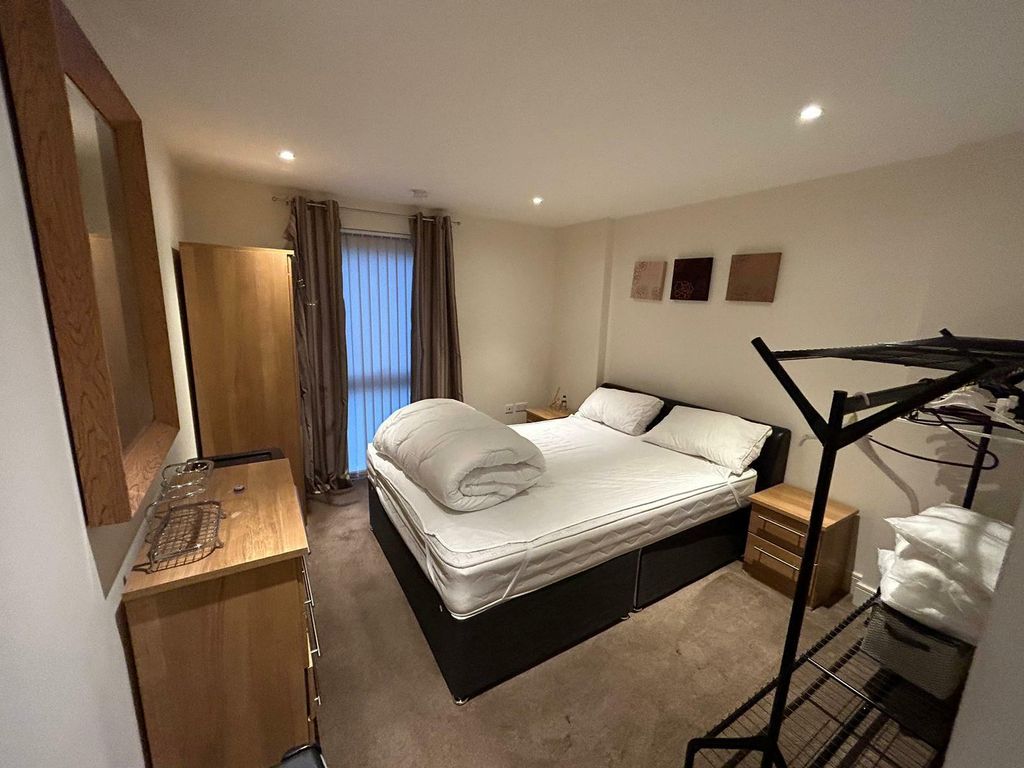 Additional image 5 of 2 bed flat to rentTrawler Road, Maritime Quarter, Swansea SA1