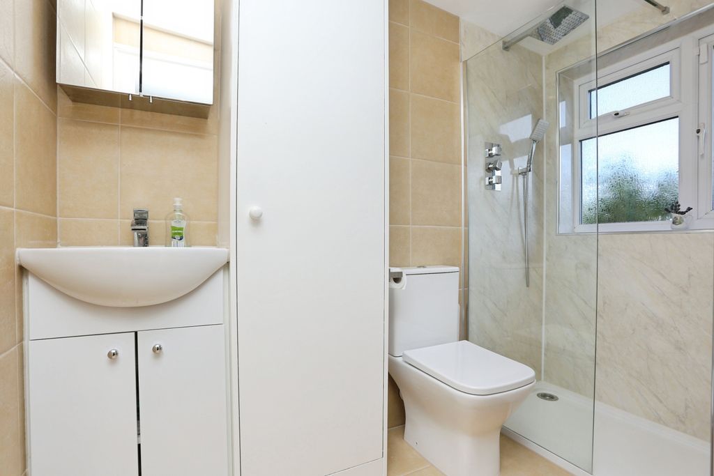 Additional image 15 of 3 bed bungalow for salePoverest Road, Orpington BR5