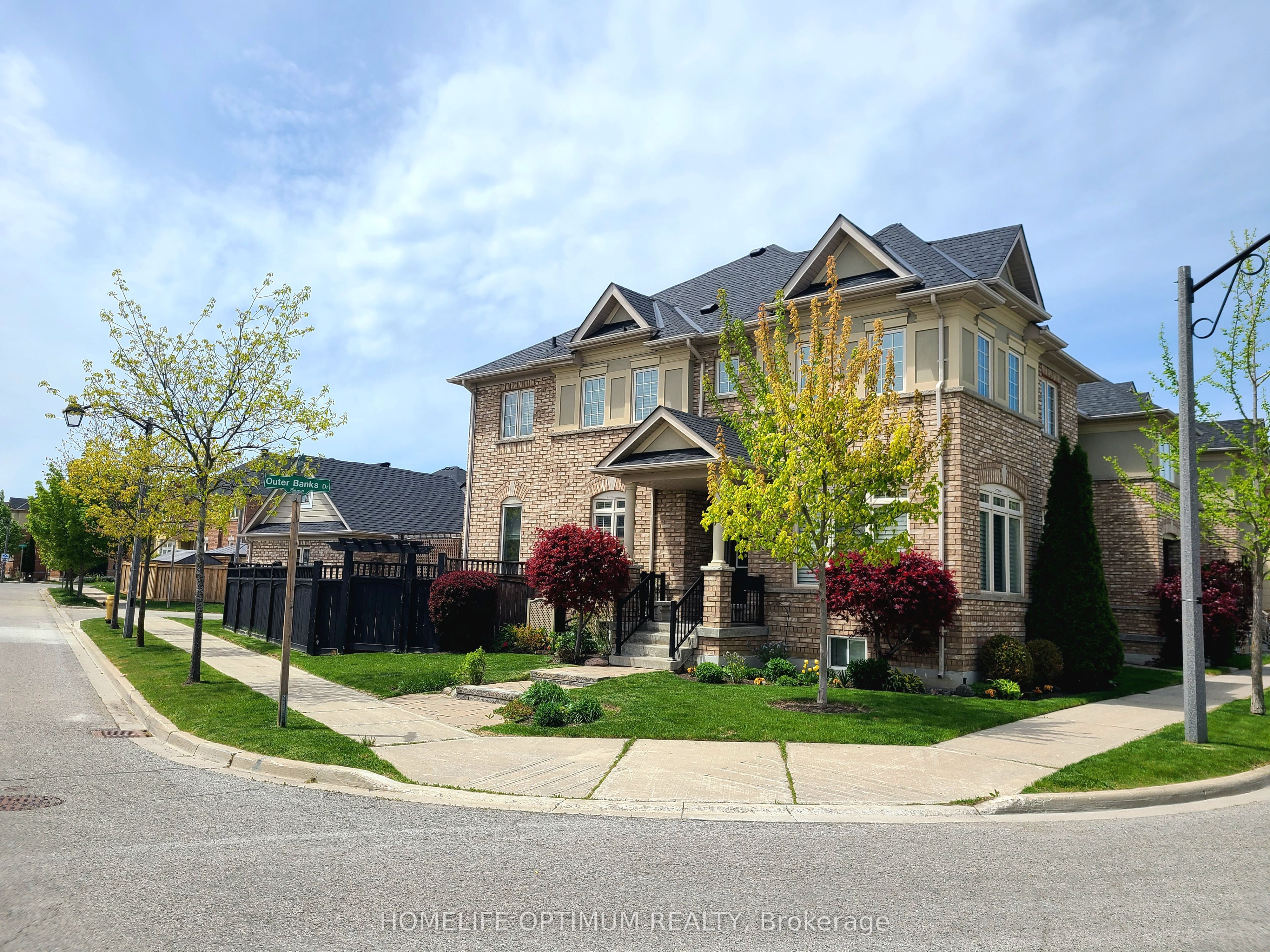40 Outer Banks Drive, Markham, ON, L6B 0N5