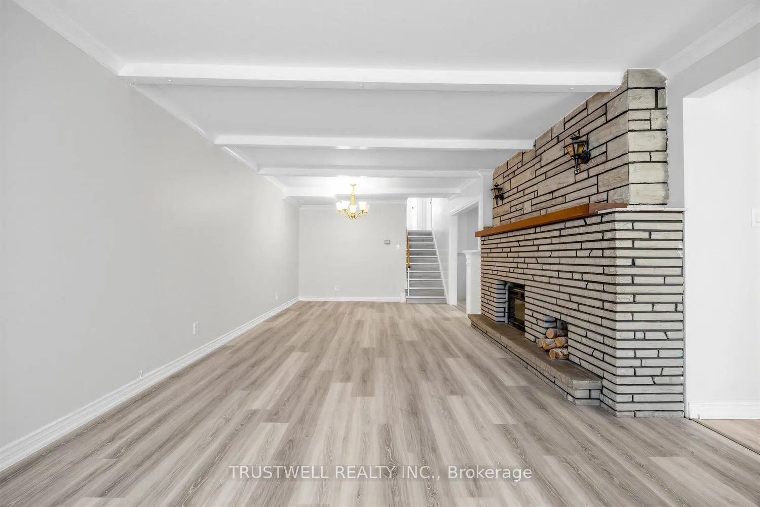 253 Catalina Drive photo 2