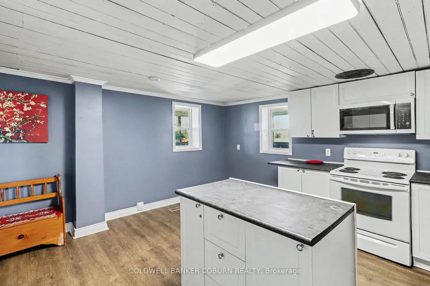 Additional image 9 of 3542 Beckstead Road