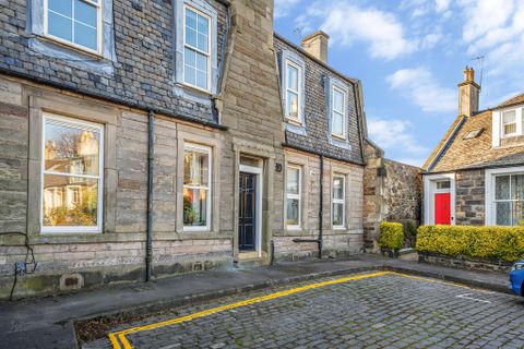 West Catherine Place, Murrayfield, Edinburgh EH12