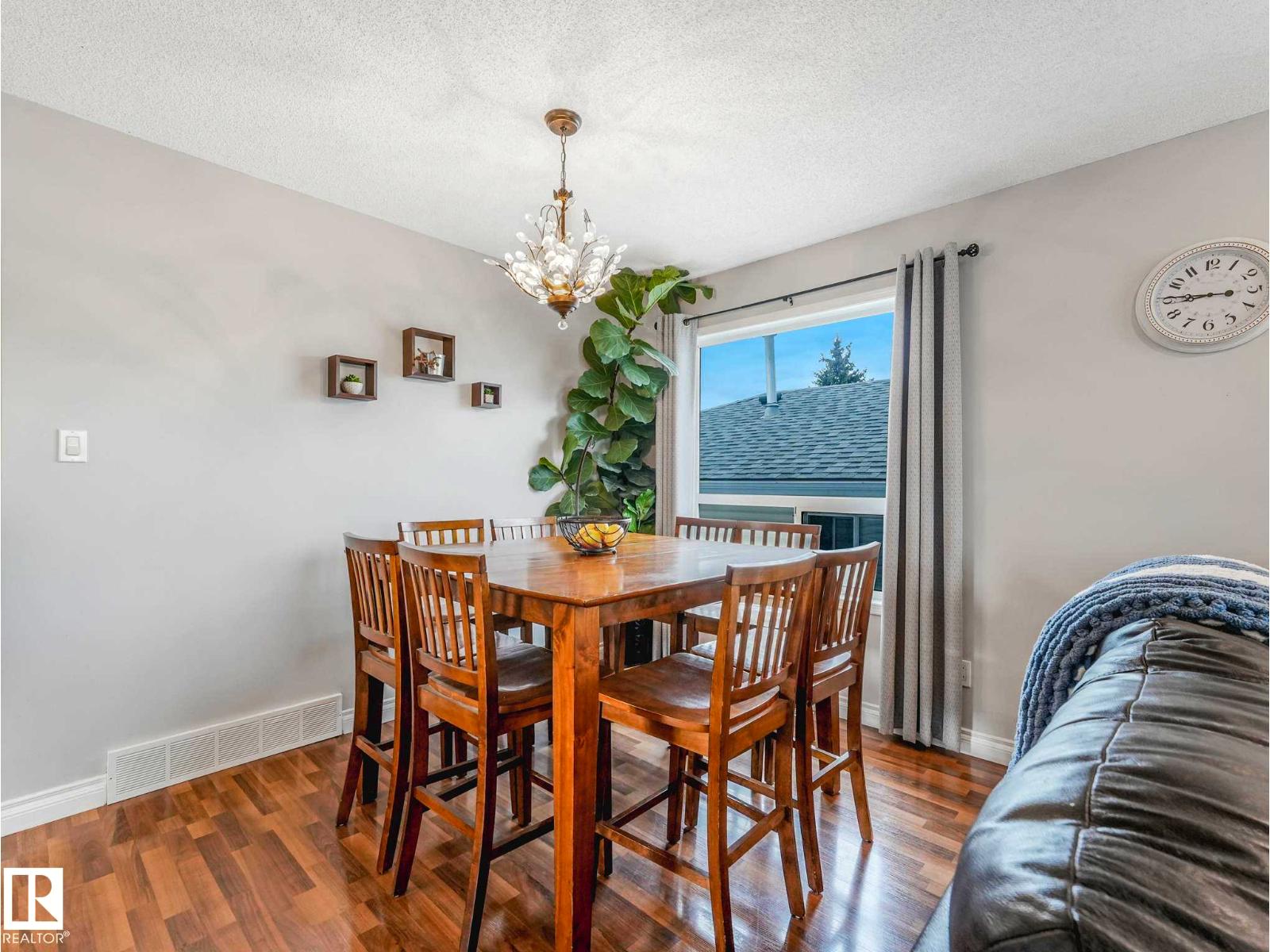 Additional image 6 of 317 Kline Crescent NW, Edmonton, AB, T6L6K8