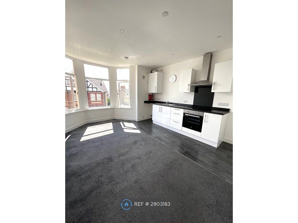 Additional image 2 of 2 bed flat to rentKingsland Crescent, Barry CF63