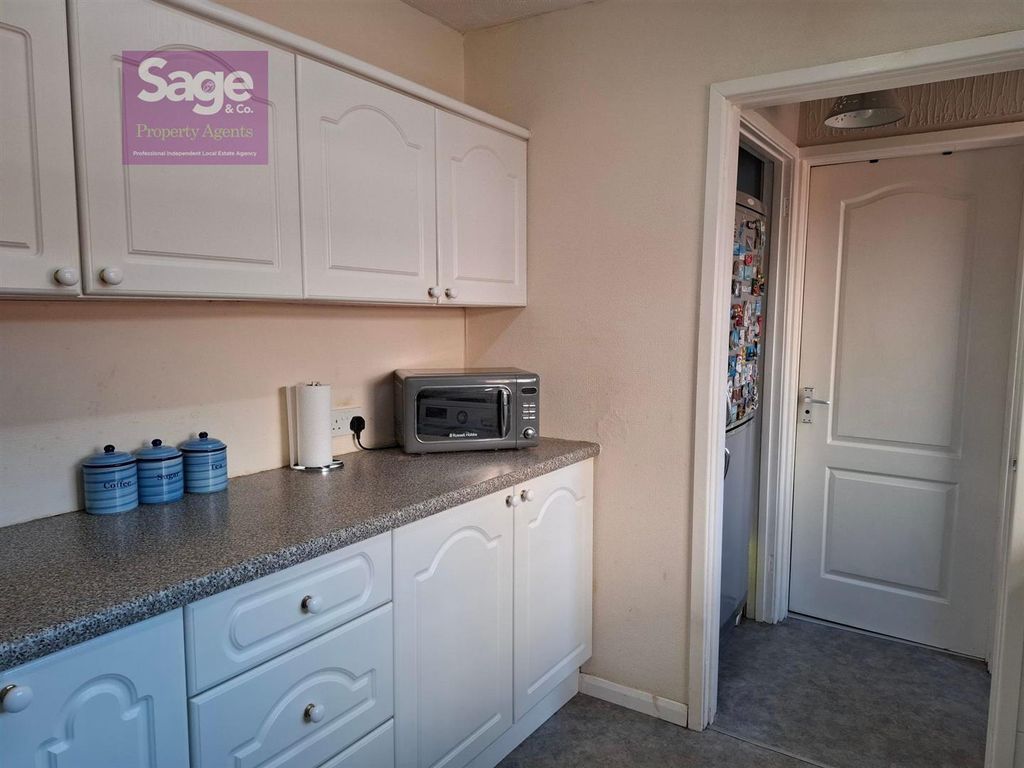Additional image 6 of 3 bed end terrace house to rentGrove Road, Risca NP11