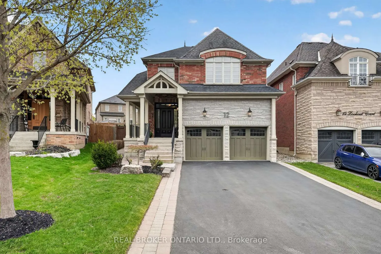12 Lookout Court