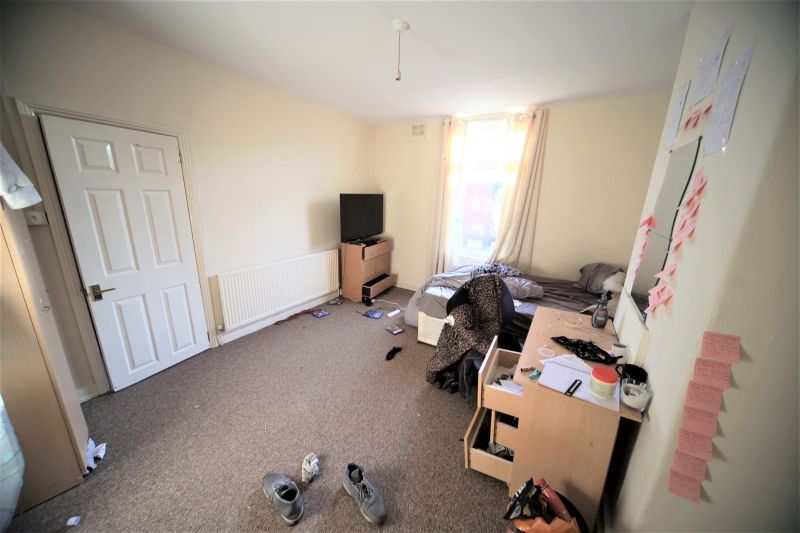 Additional image 4 of 2 bed terraced house to rentHarold Road, Hyde Park, Leeds LS6