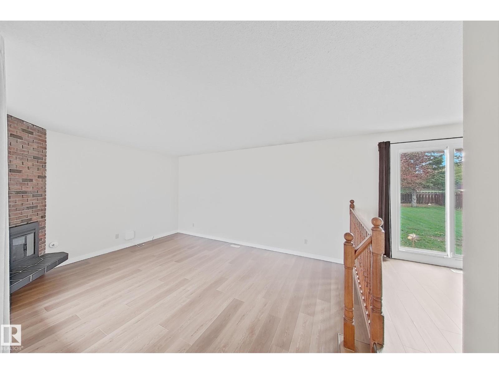 Additional image 6 of 1731 51 Street NW, Edmonton, AB, T6L1K1