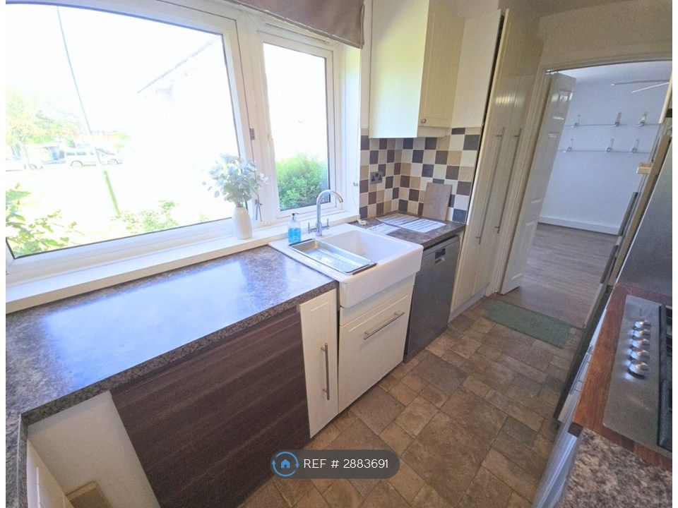 Additional image 6 of 3 bed flat to rentNew St, Horsham RH13