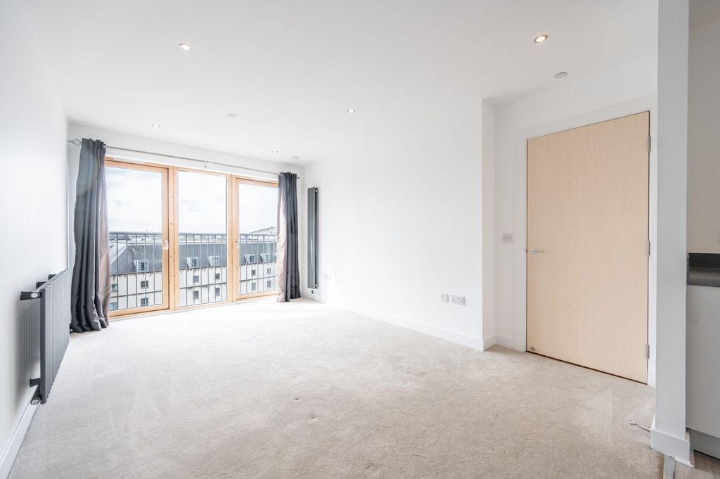Additional image 2 of 2 bed flat to rent490 Argyle Street, Glasgow, Glasgow G2