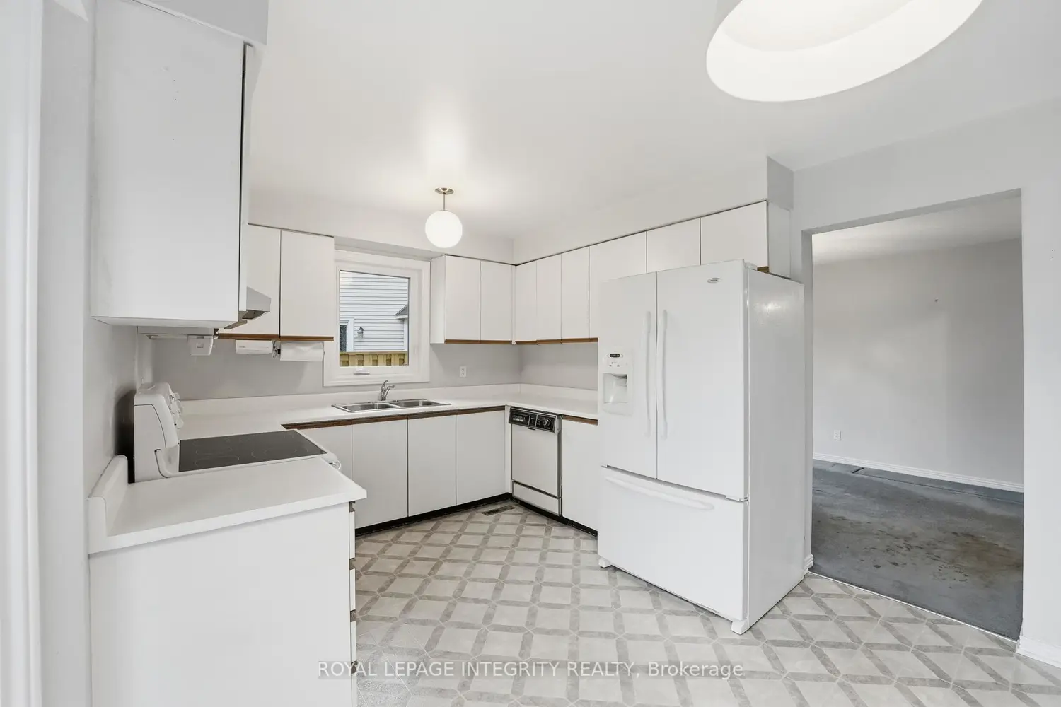 Additional image 9 of 2133 Lenester Avenue