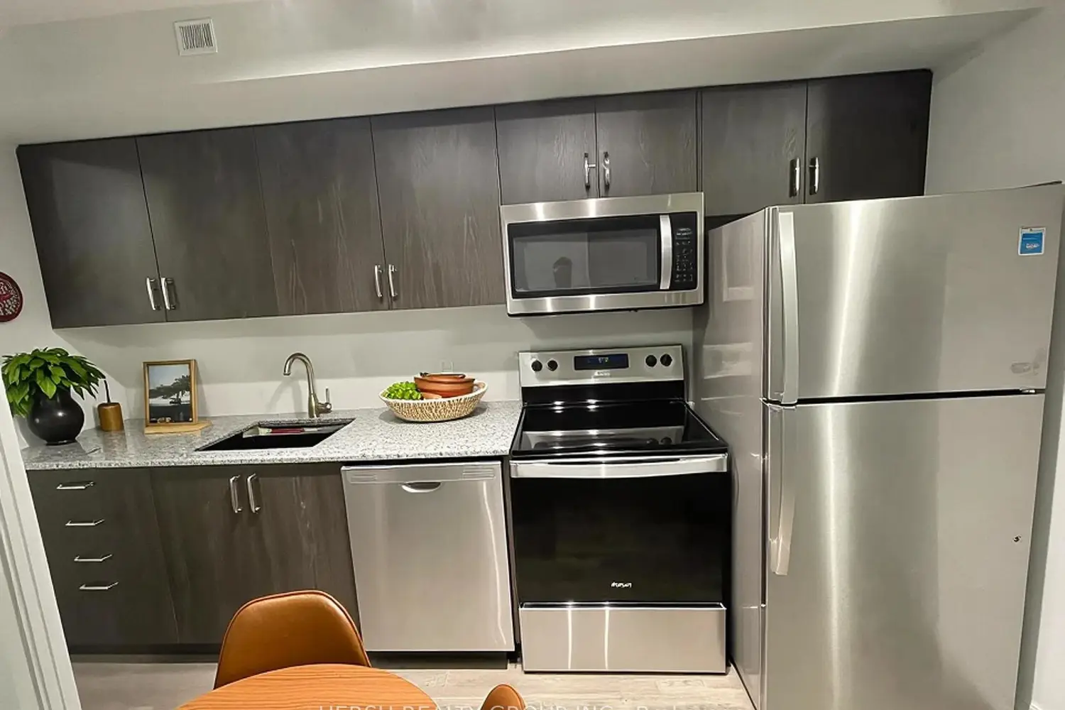 Additional image 10 of 20 Meadowglen Place 522