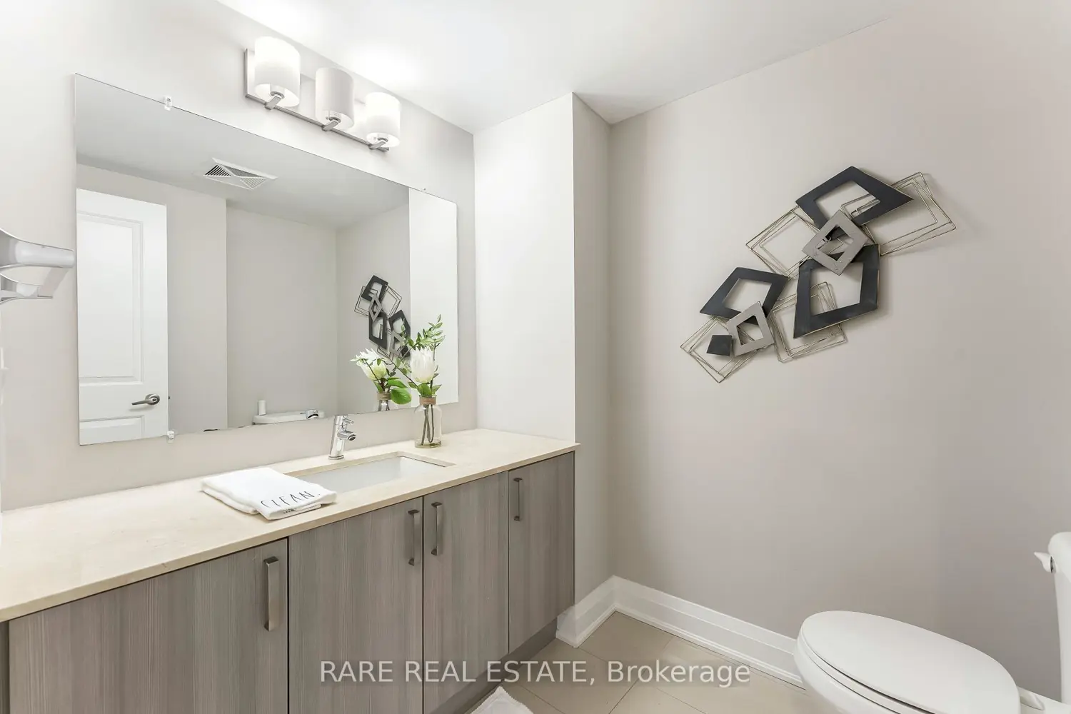 Additional image 8 of 24 Woodstream Boulevard #118