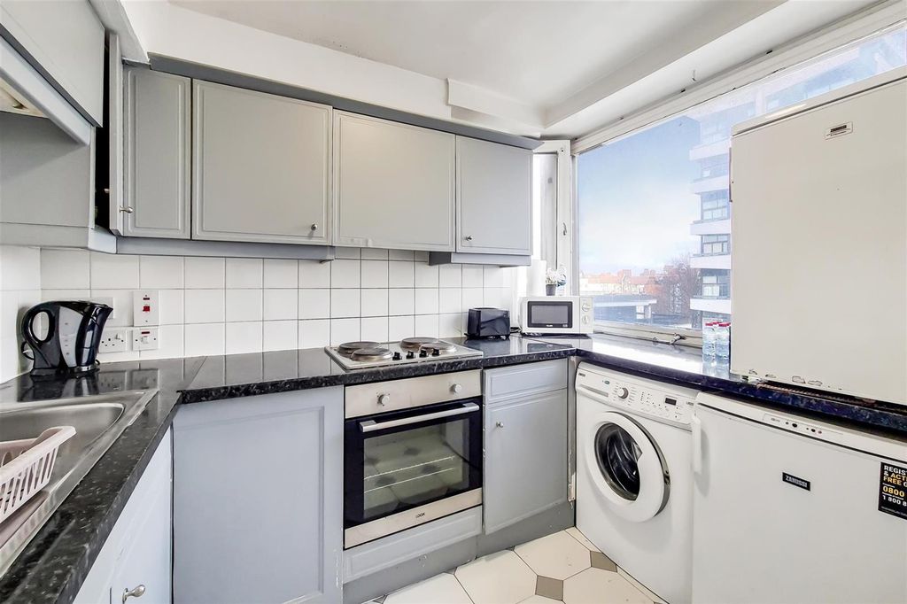 Additional image 3 of 1 bed flat for saleThe Water Gardens, London W2