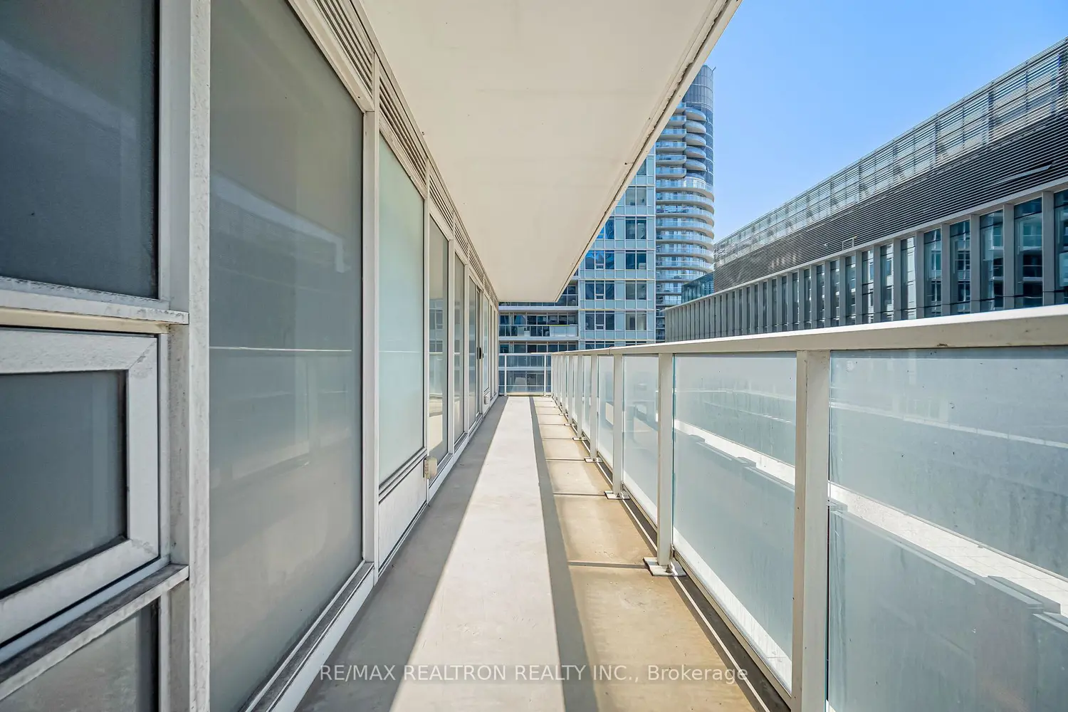Additional image 9 of 19 Bathurst Street 811