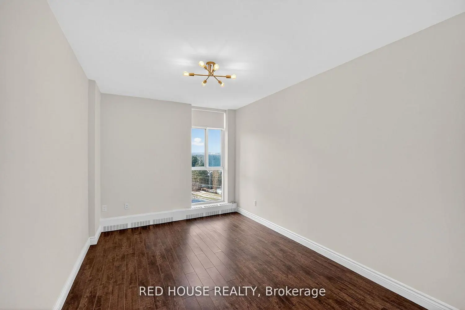 Additional image 8 of 5250 Lakeshore Road 809