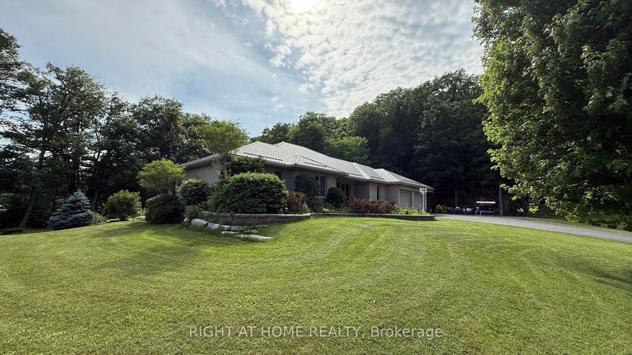 Additional image 2 of 1453 Millenium Court, Kingston, ON, K7L 5H6